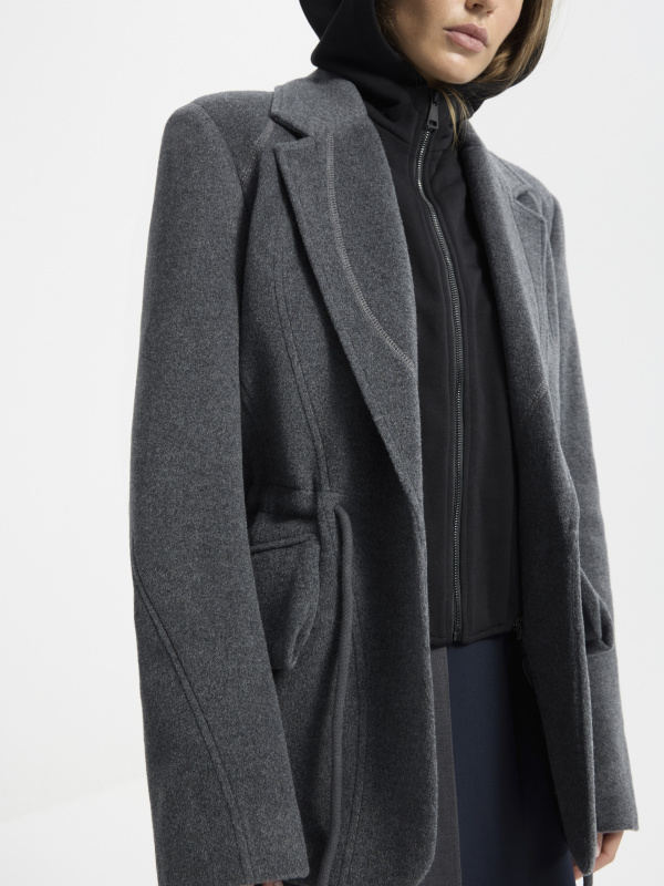 Пальто многослойное