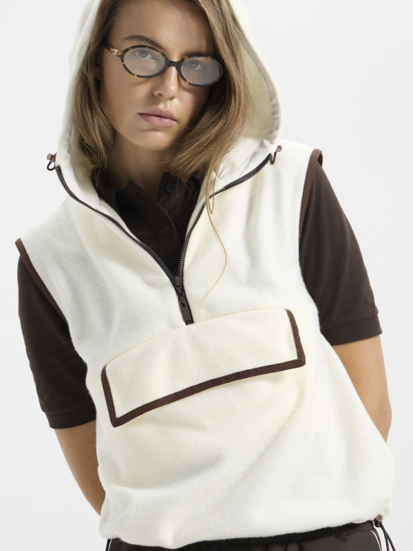 Жилет из флиса (Размер: L, Цвет: Молочный)